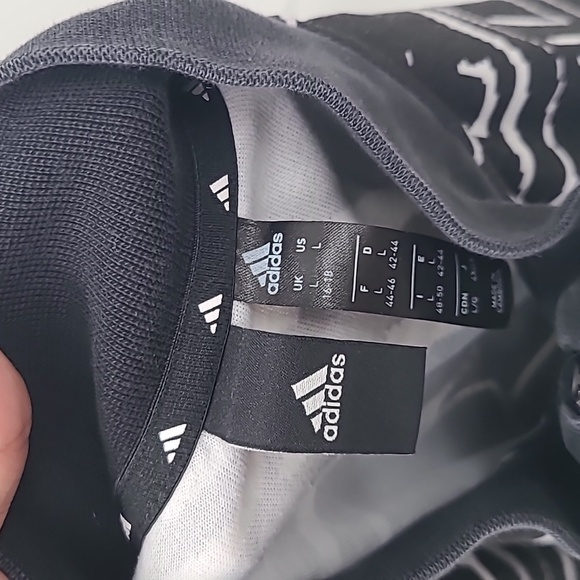 Adidas all over print crop half zip sweatshirt pullover large black & white - Picture 10 of 10